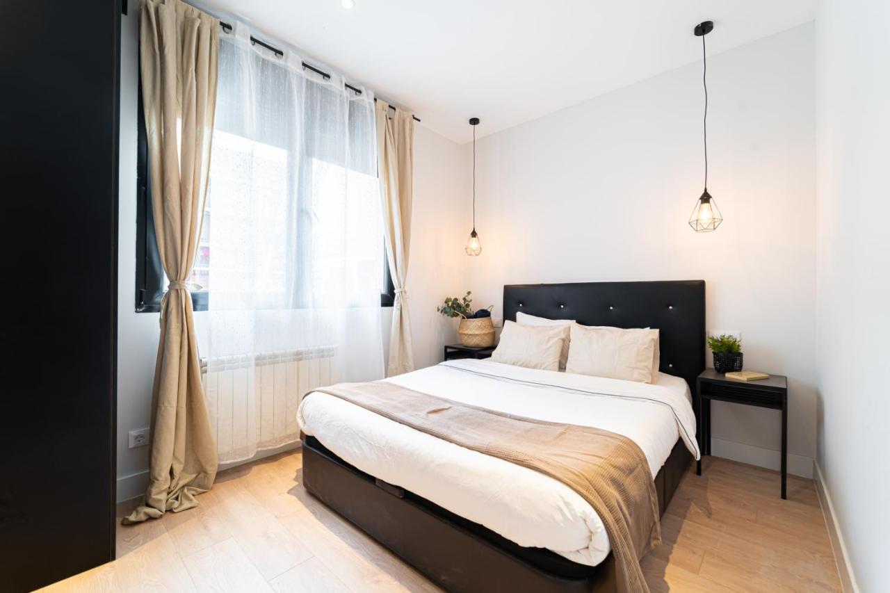 Edsam Madrid Apartments Black Eksteriør bilde